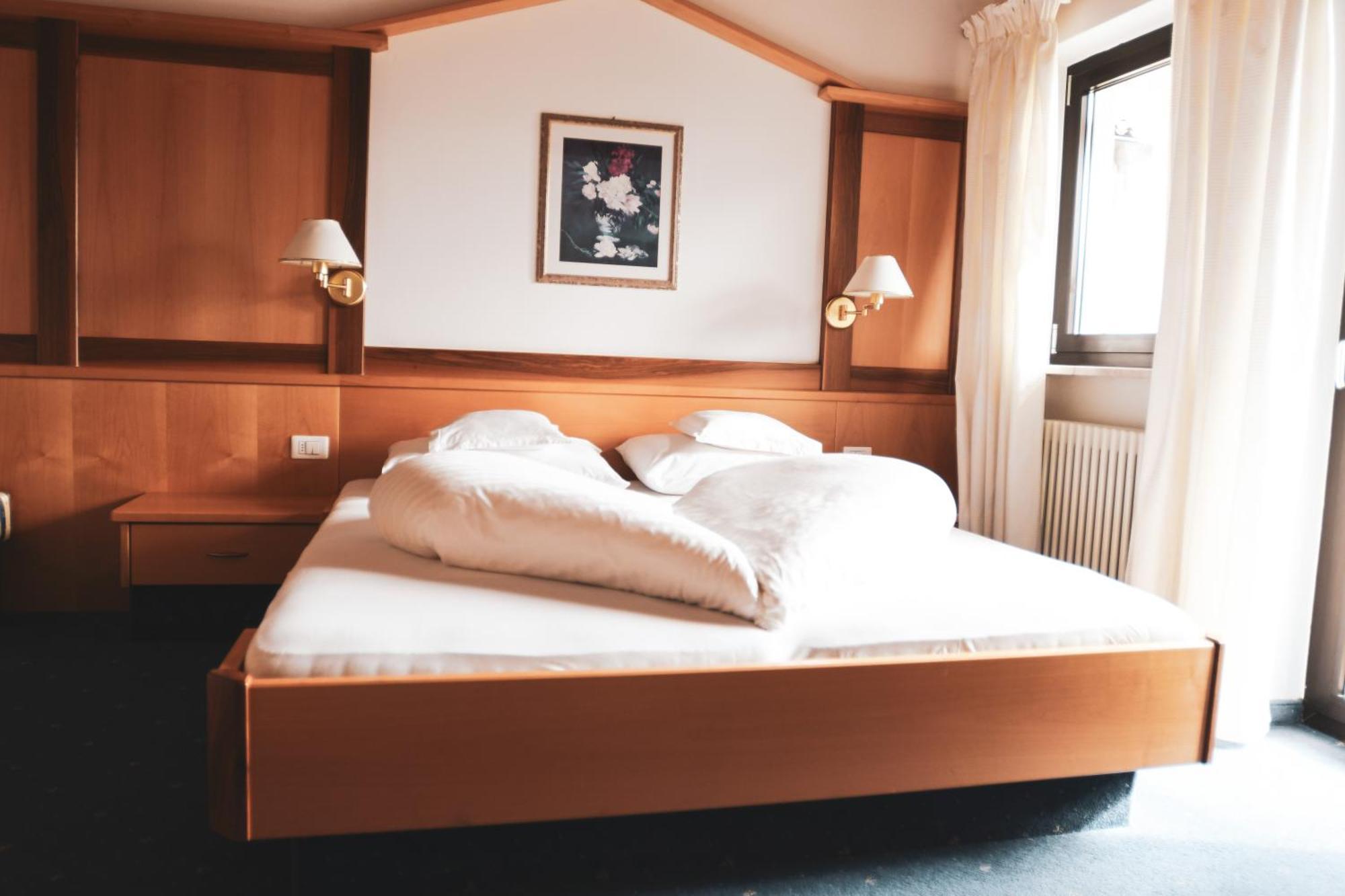 Pension Schweigkofler Tirolo Esterno foto